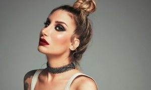 دانلود آهنگİrem Derici از آلبوم  Mest Of (2019)  بنام Beni Sana Hapsettin