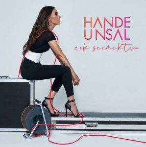 Hande Ünsal – Çok Sevmekten